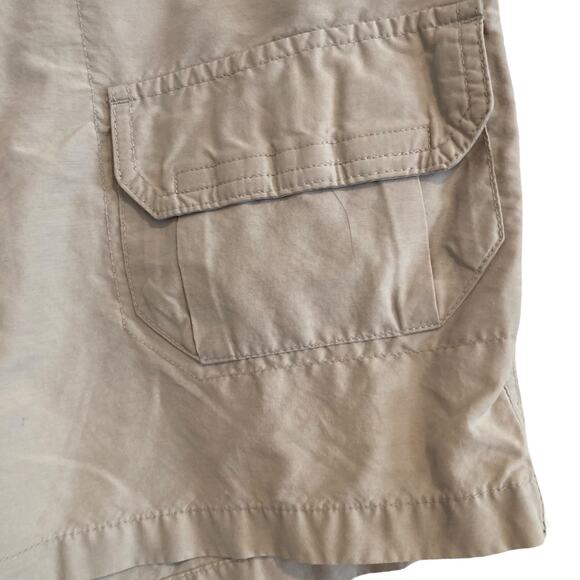 Columbia Off White Ivory Cotton Nylon Camping Utility Cargo Shorts Size 8 - Picture 10 of 15